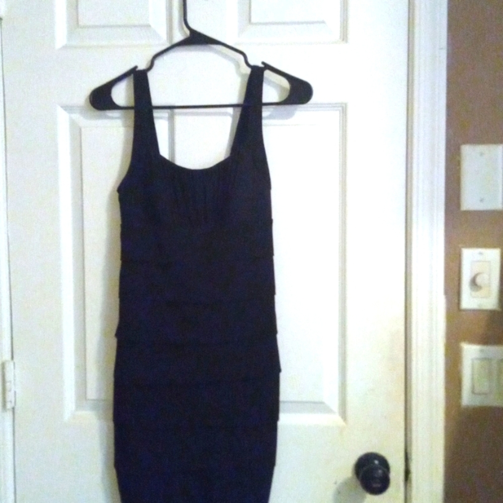 Mini is stretch black dress